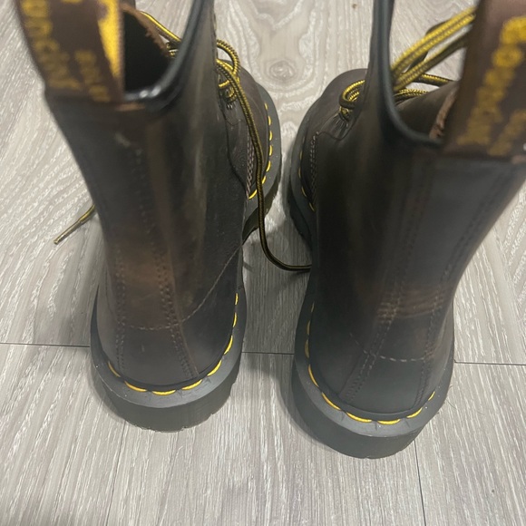 Dr. Martens 1460 Crazy Horse Gaucho Brown Boots Woman’s size 6 Brand New - Picture 2 of 5